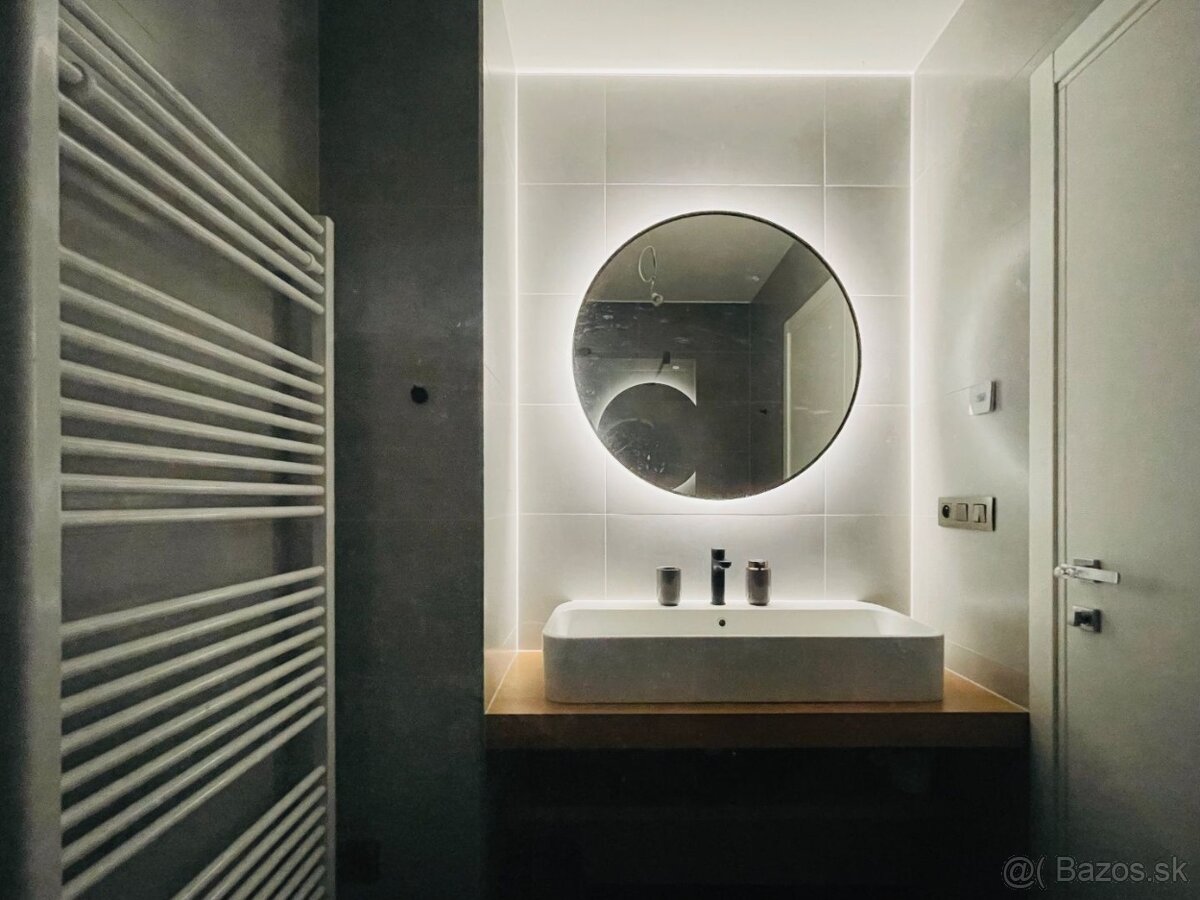 Prenájom 3 izb. byt, Orbis, 2x terasa, garáž. státie - 12