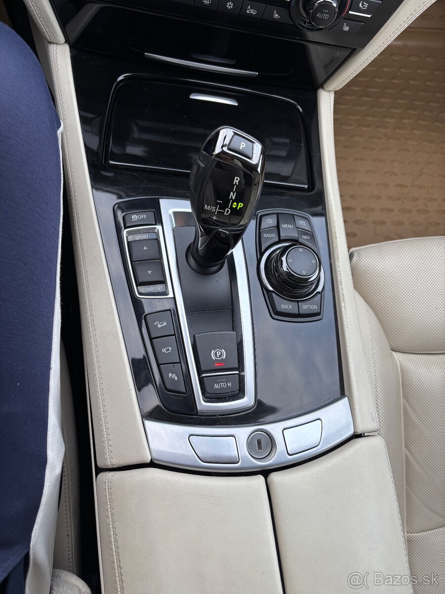 BMW 740d xDrive 225kW 2012 4x4 Luxury - 12