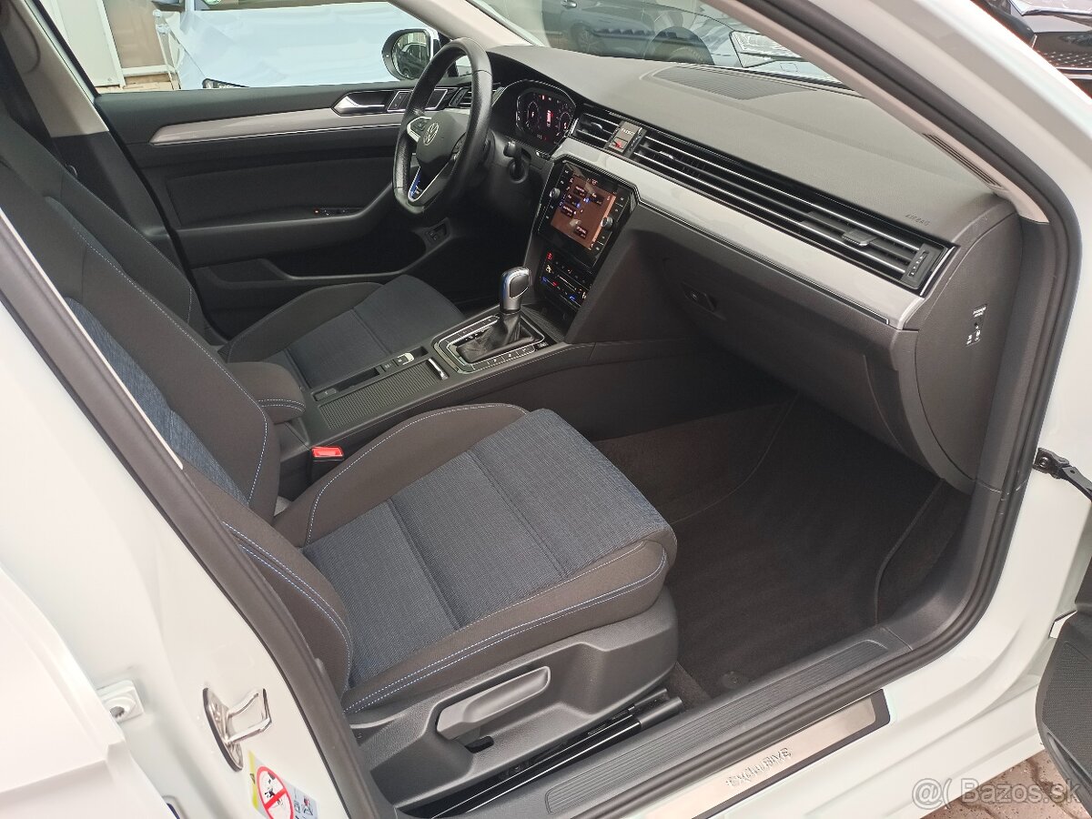 VW Passat B8 GTE 1.4 TSI Hybrid 160kW DSG - záruka Autodraft - 12