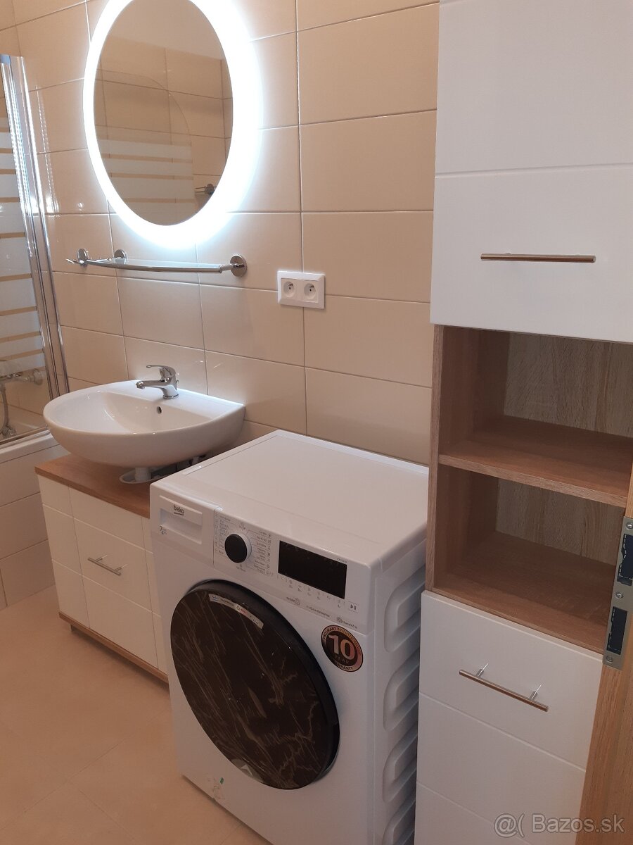 2i byt (novostavba), kryté parkovanie, veľký balkón, sklad - 12