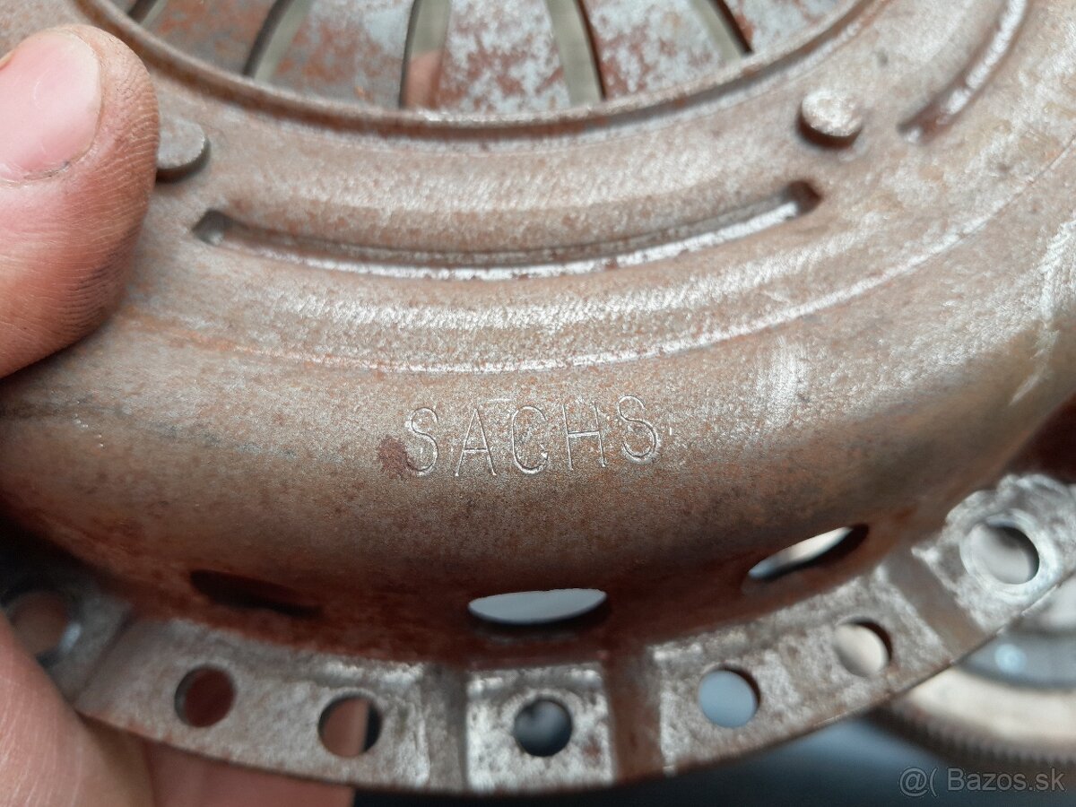 Motor AWY 1.2HTP 40kW 6-ventil - 12