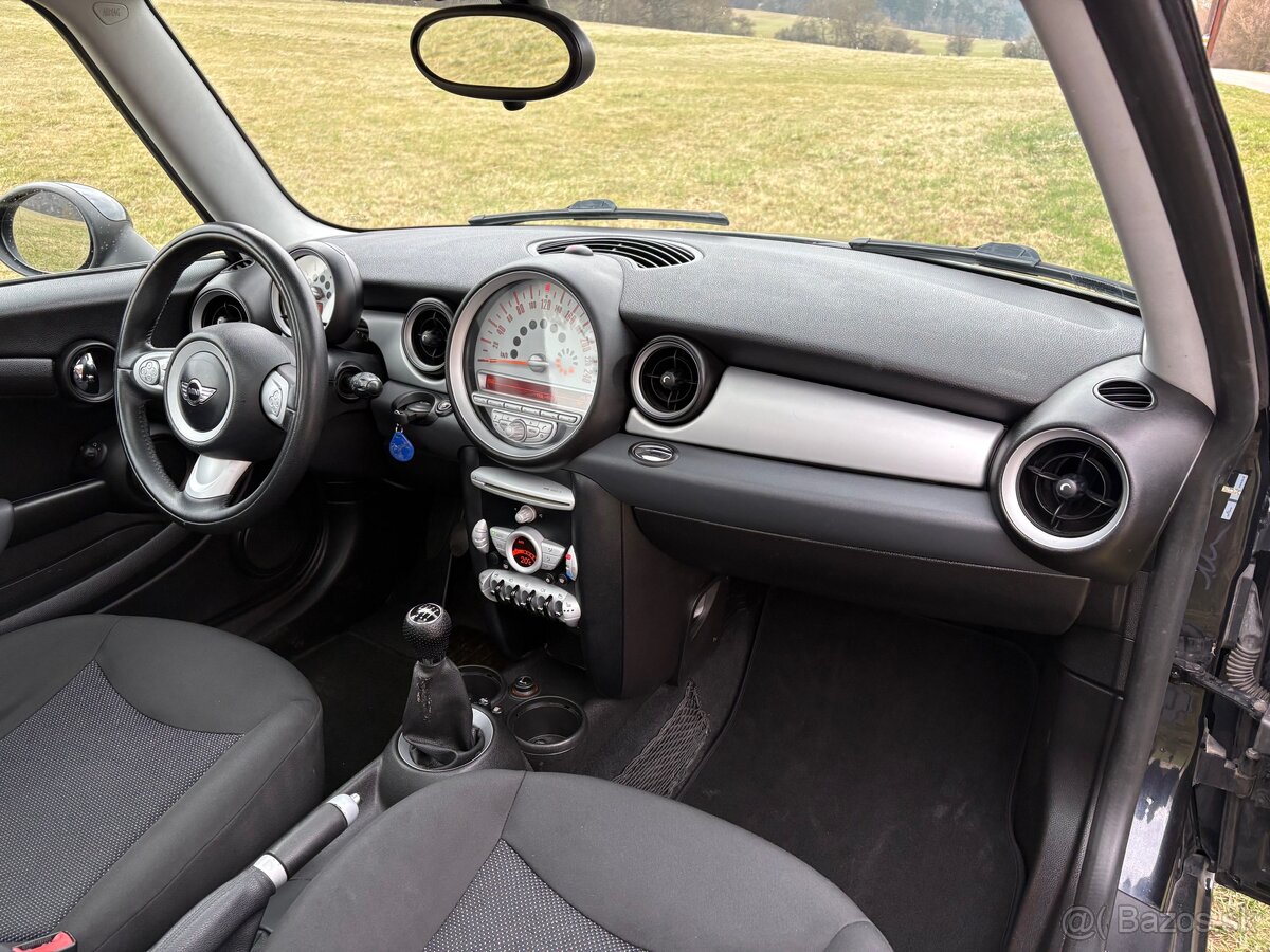 MINI cooper D R56 1,6 diesel 80kw - 12