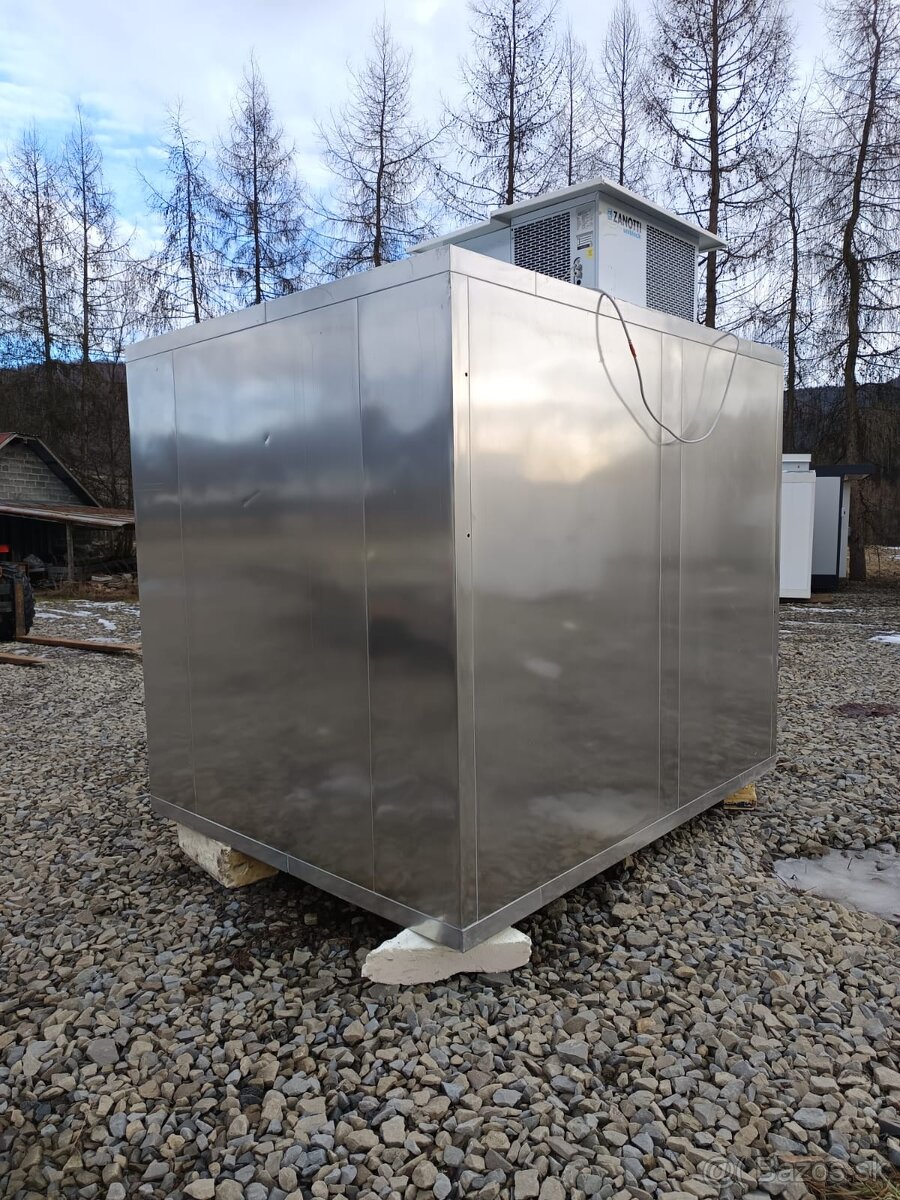 CHLADIACI BOX VONKAJSI - 12