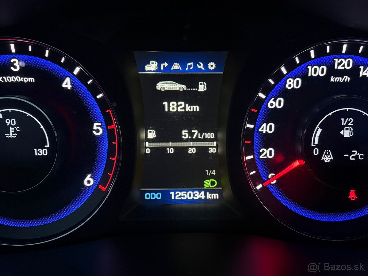 Hyundai i40 CW 1.7 CRDi - 12