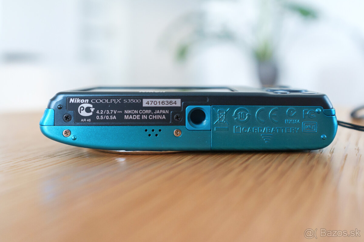 Nikon Coolpix S3500 - 12
