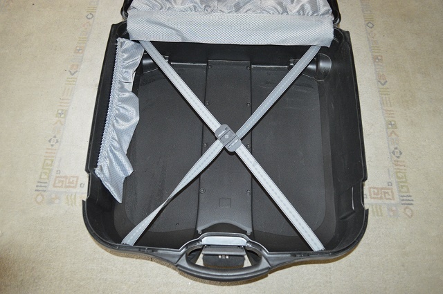 predam velky kufor SAMSONITE - 12