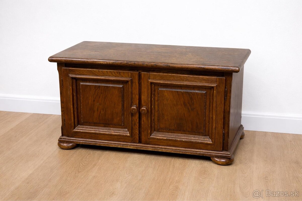 Starožitný nábytok - 12
