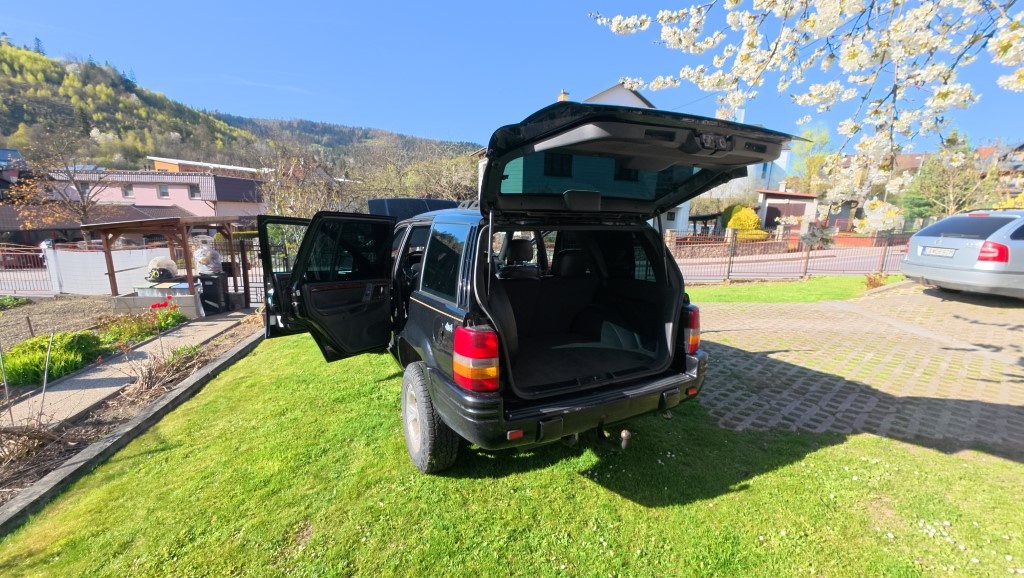 Jeep Grand Cherokee 5.2 Limited - 12