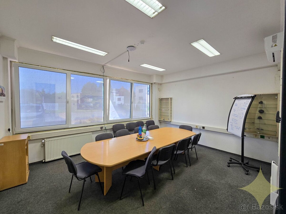 Ponúkame na predaj výrobný areál 14578 m2 v Partizánskom ul. - 12