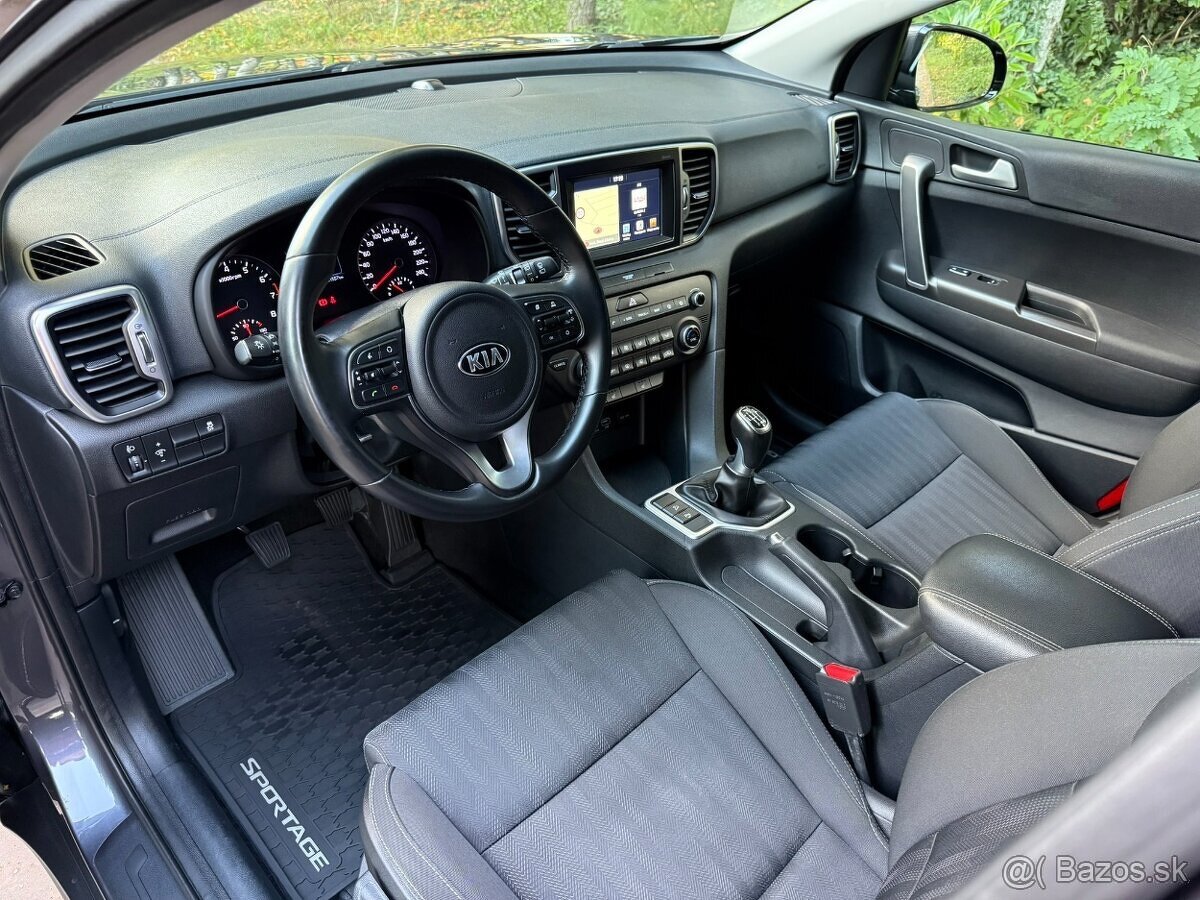 KIA SPORTAGE 1.6 GDI GOLD 2018/ 1.MAJITEĽ/ NEBÚRANÉ/ SK AUTO - 12