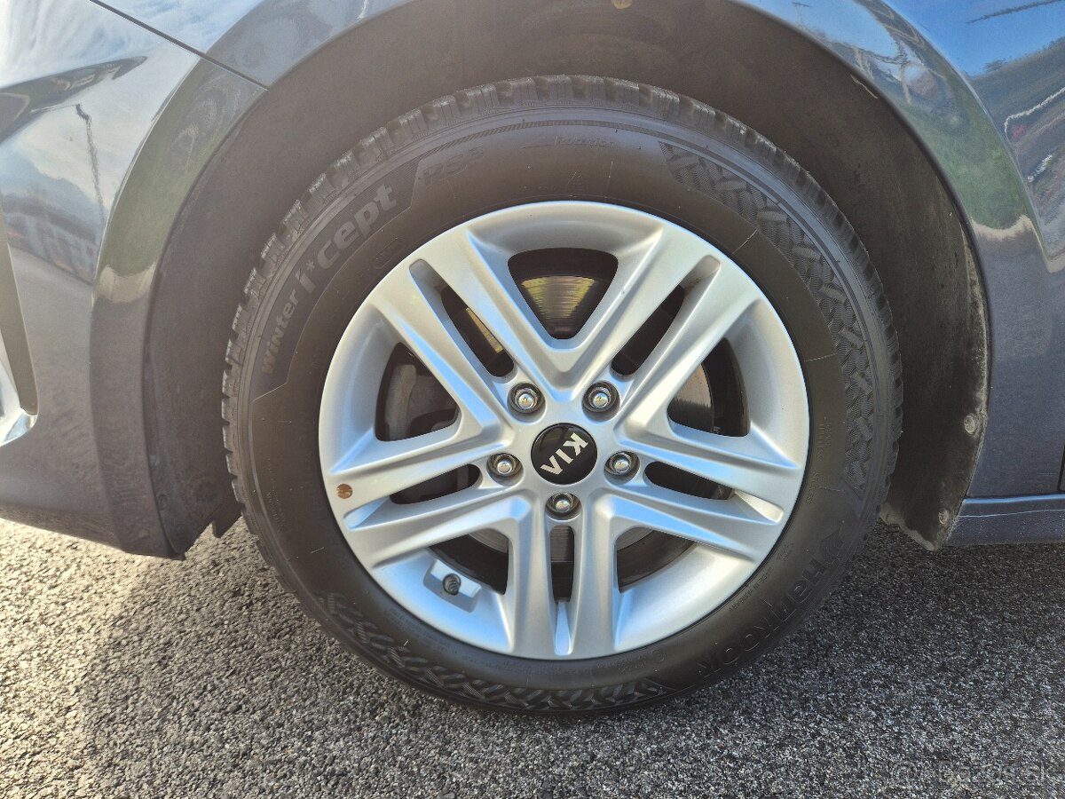 Predám Kia Ceed 1.4 73 kW – benzín (06/2019) - 12