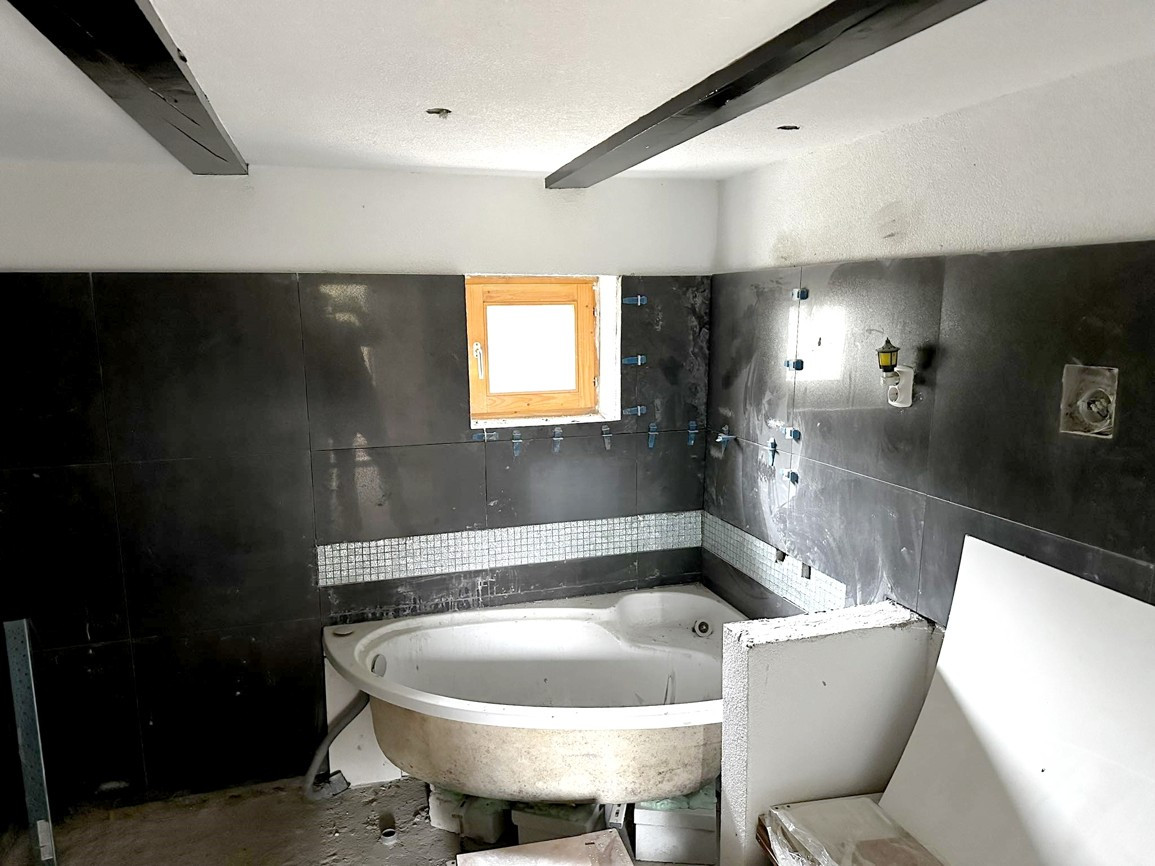 Výrazná zľava Predaj Dvoch Rodinných domov v obci Padar - 12