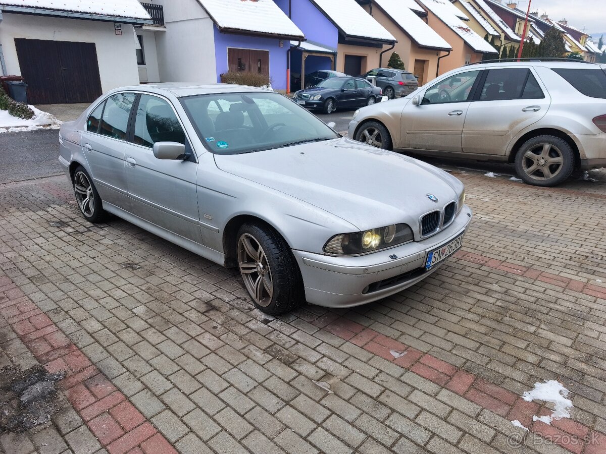 BMW E39 530i Manuál - 12