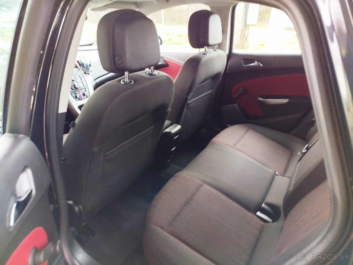 Predám Opel Astra J - 12