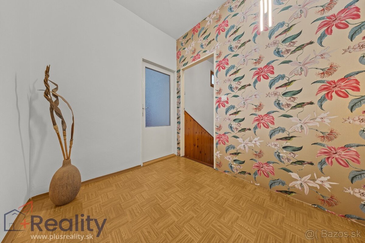 PLUS REALITY| Priestranný dom v meste DS na predaj - 12