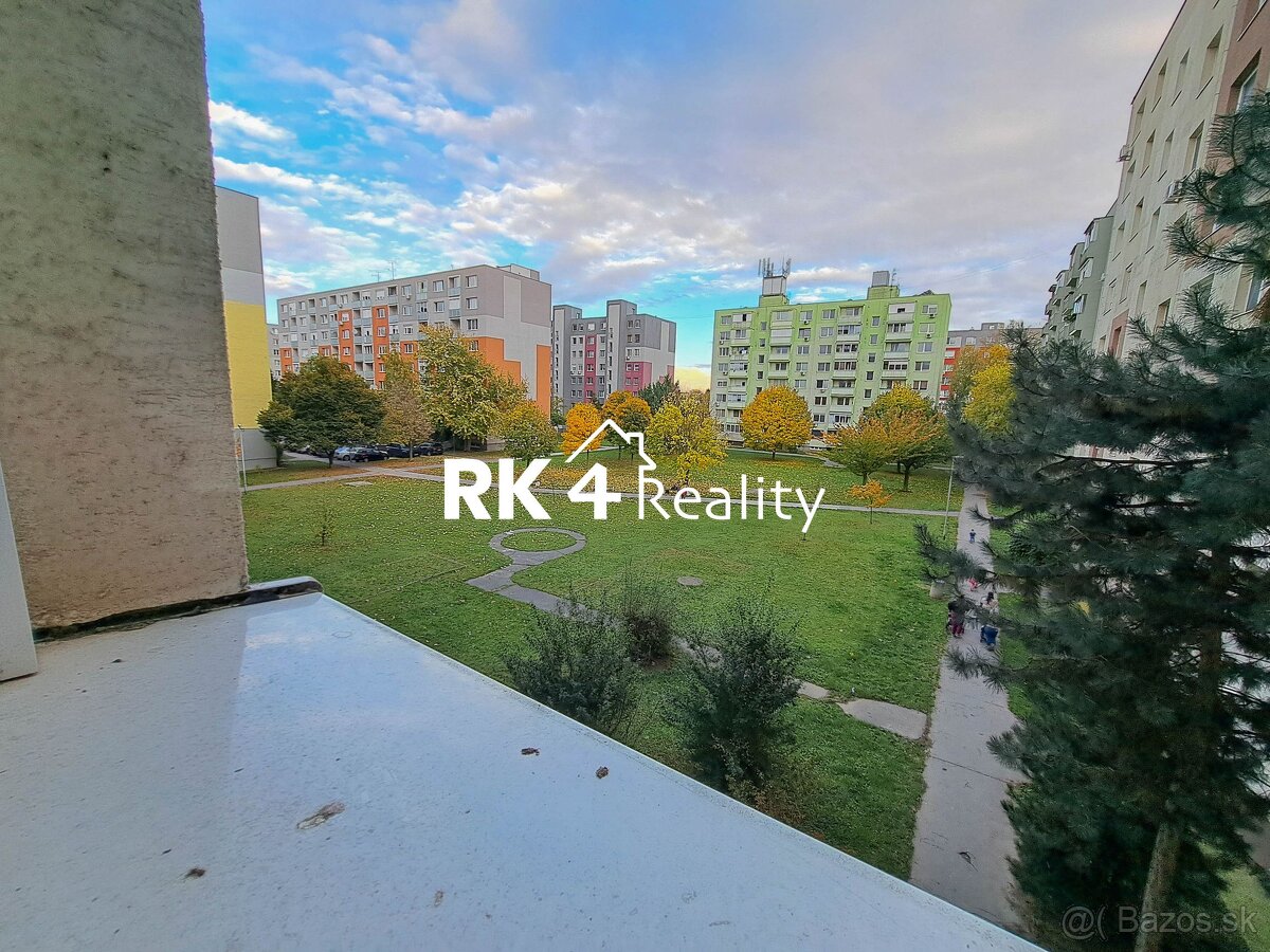 RK4 - NA PREDAJ - 3 izbový byt v Galante - 12