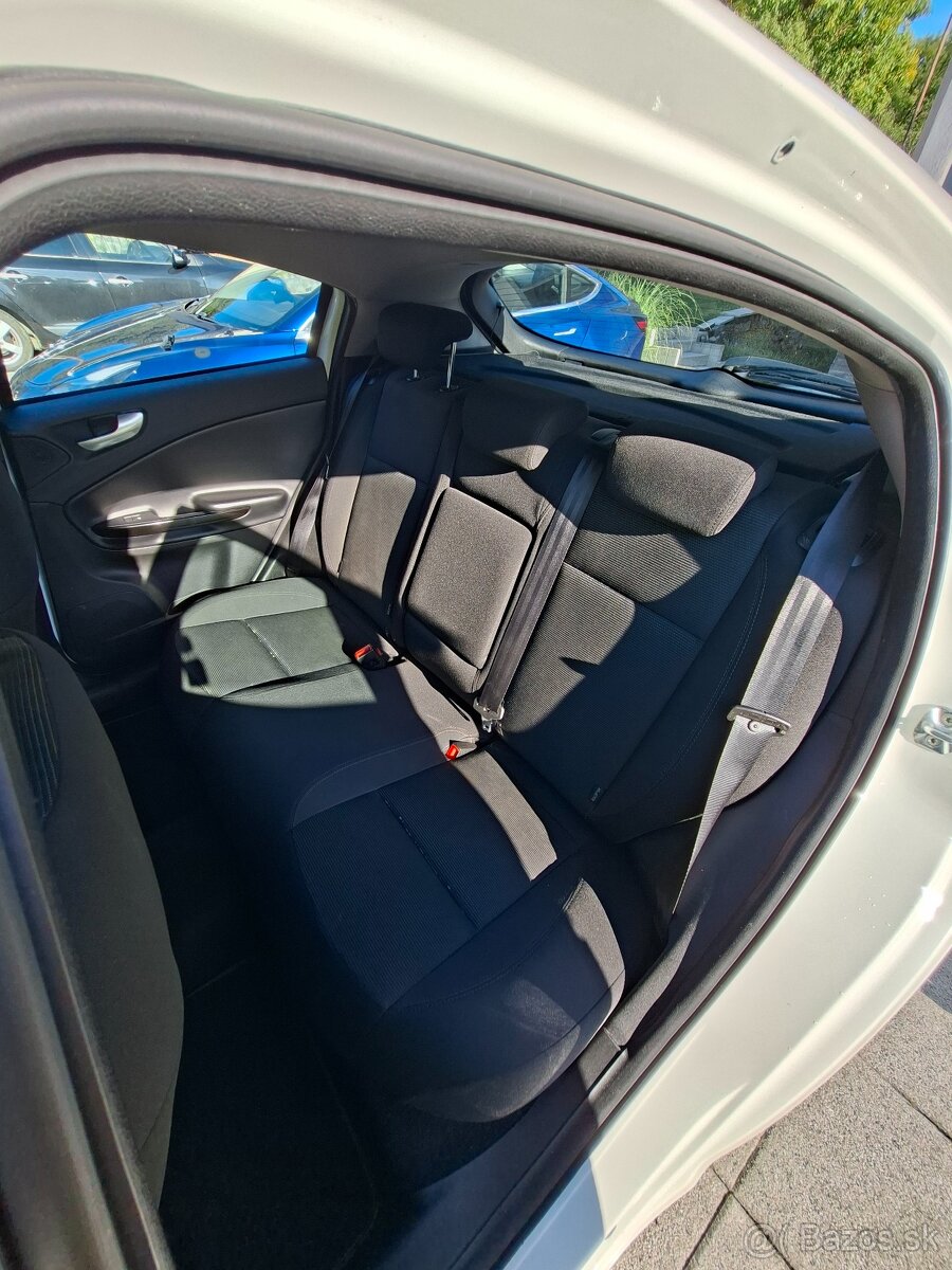 Alfa Romeo Giulietta 1.4 T-jet 88kw - 12