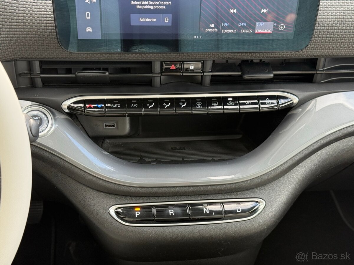 Fiat 500e BEV 42 kWh 118 k La Prima - 12