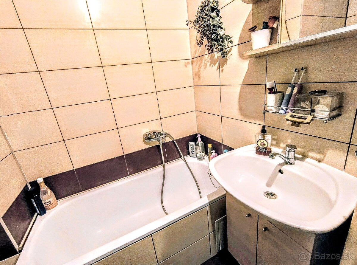 Na predaj 3 izbový byt Martin Sever - 12
