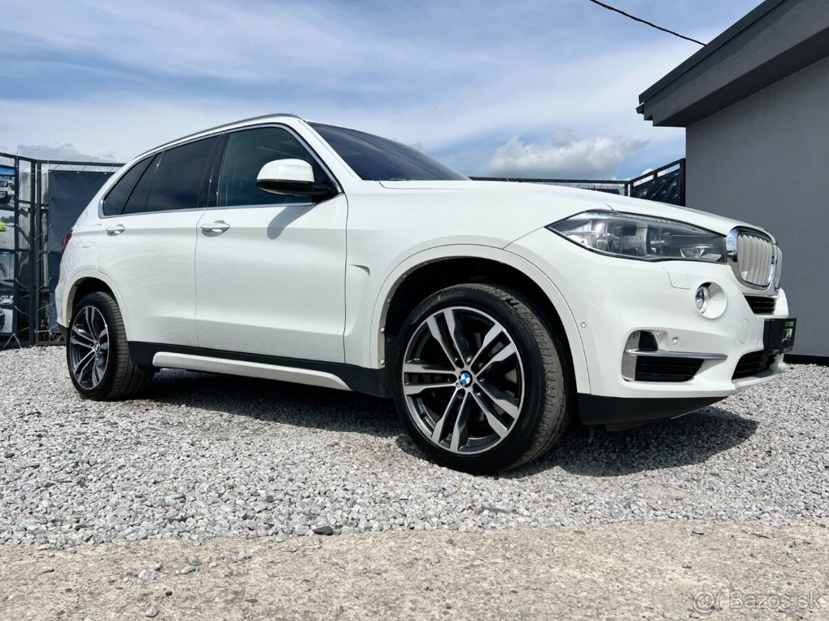 BMW X5 xDrive40d A/T - 12