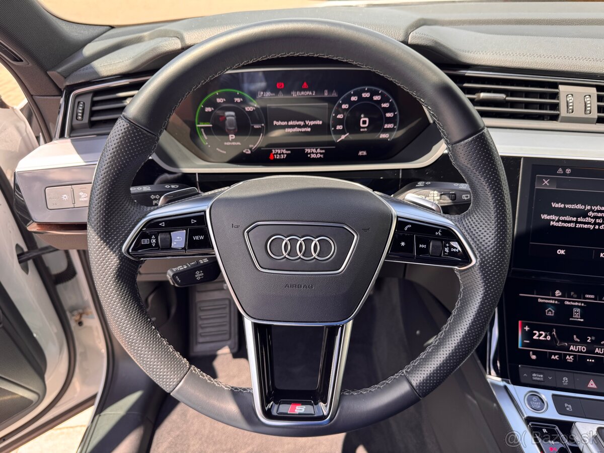 Audi E-tron 55 quattro S line odpočet DPH - 12