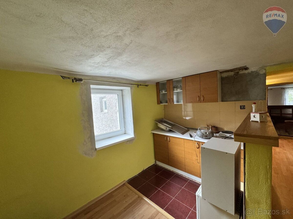 Na predaj polovica rodinného domu, samostatný vchod, Liptovs - 12
