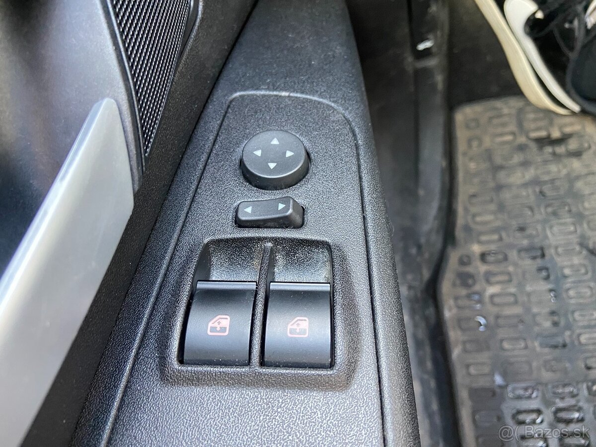 Fiat Grande Punto 1,2 - 12