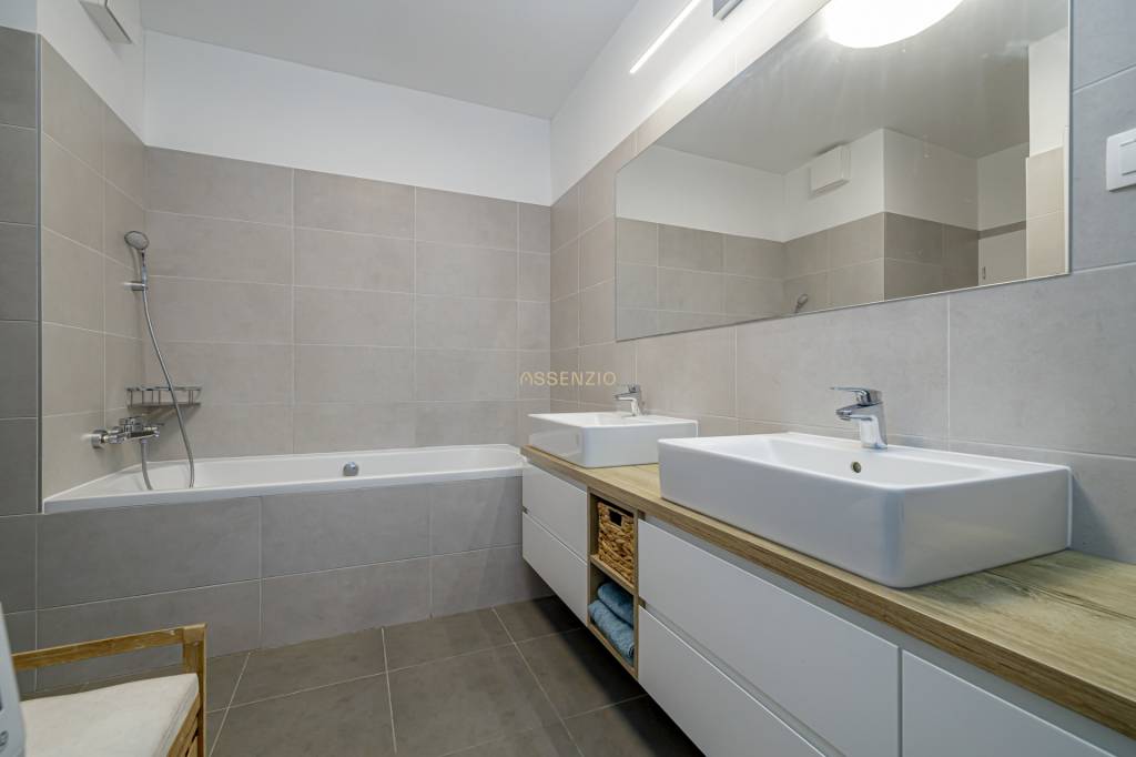 ASSENZIO - 3 IZBOVÝ BYT - SLNEČNICE - FIALOVÁ - PETRŽALKA - 12