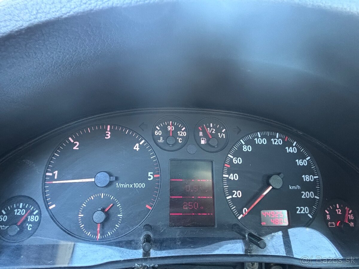 Predám Audi A4 B5 1.9 TDI, 81 kW. - 12