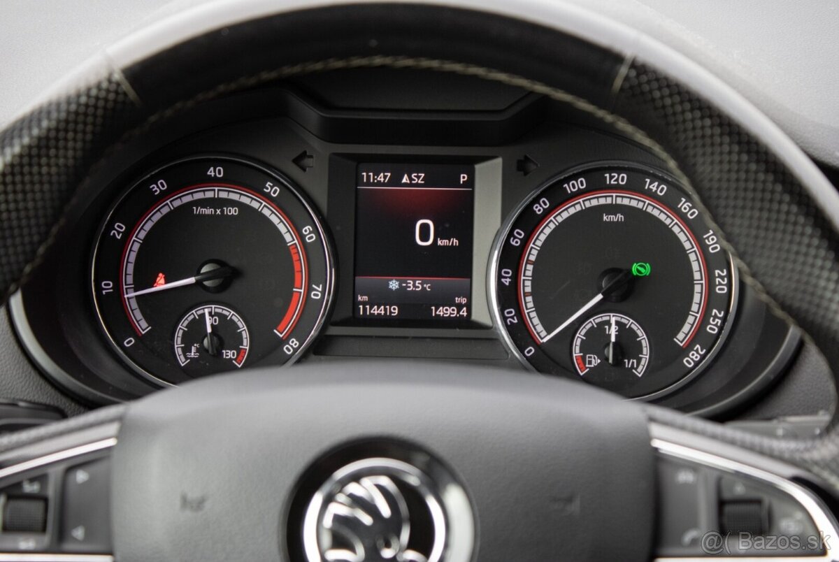 Škoda Octavia 2.0 TSI 245k RS - 12