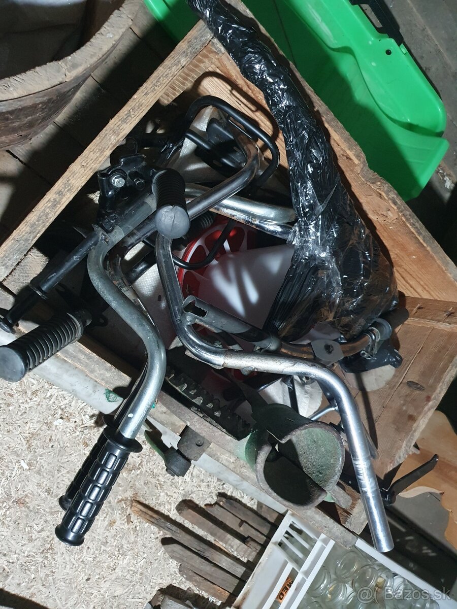 Predám náhradné diely na simson - 12