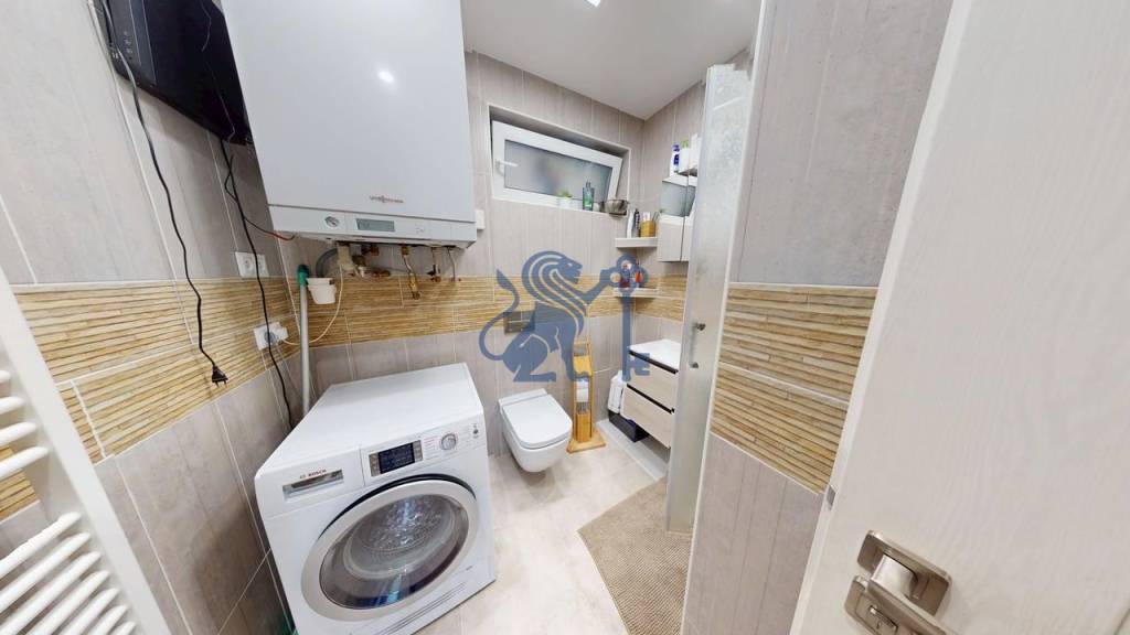 4-izbový rodinný dom v tichom prostredí - 12