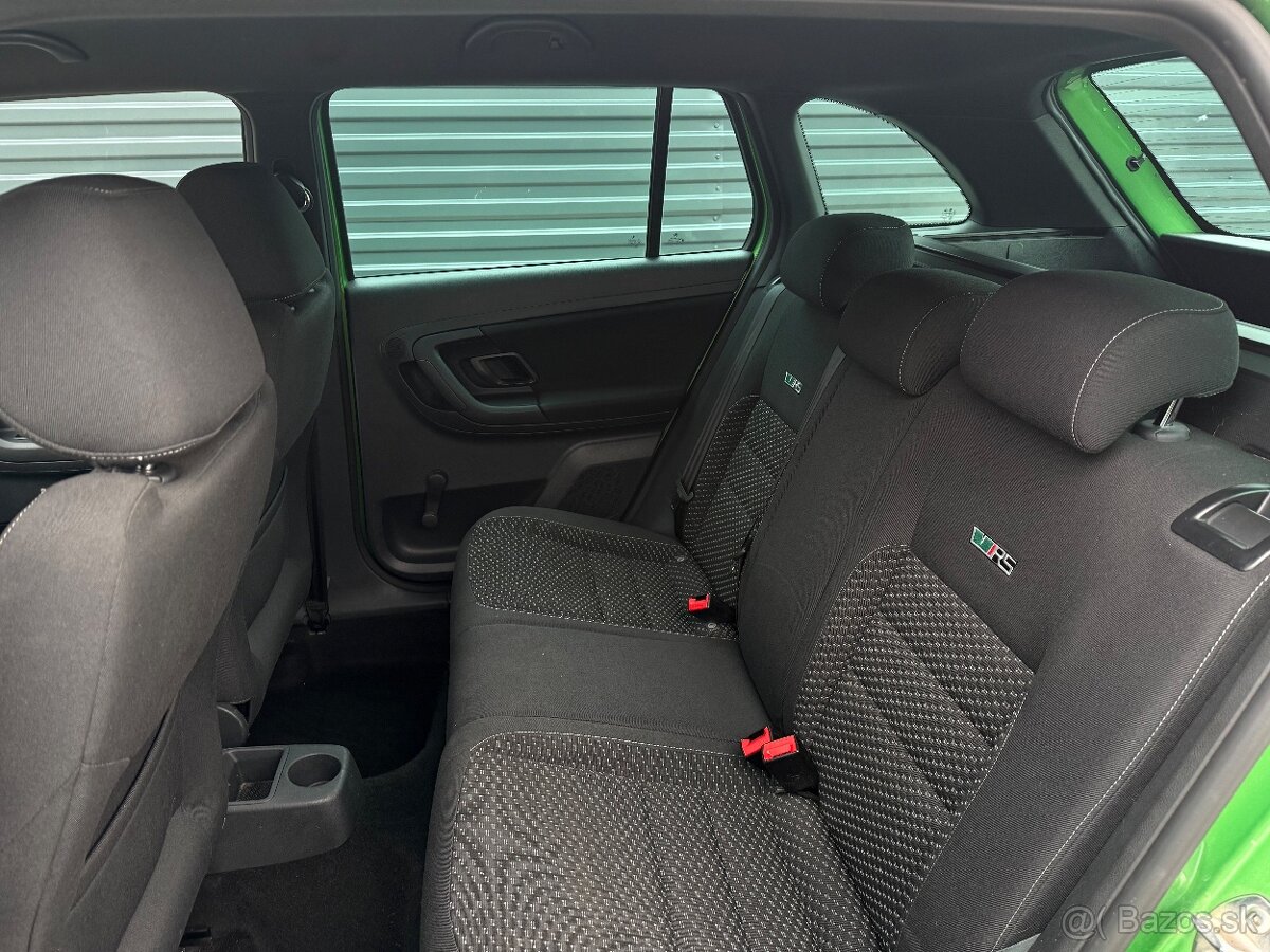 ŠKODA FABIA RS TSI DSG - 12
