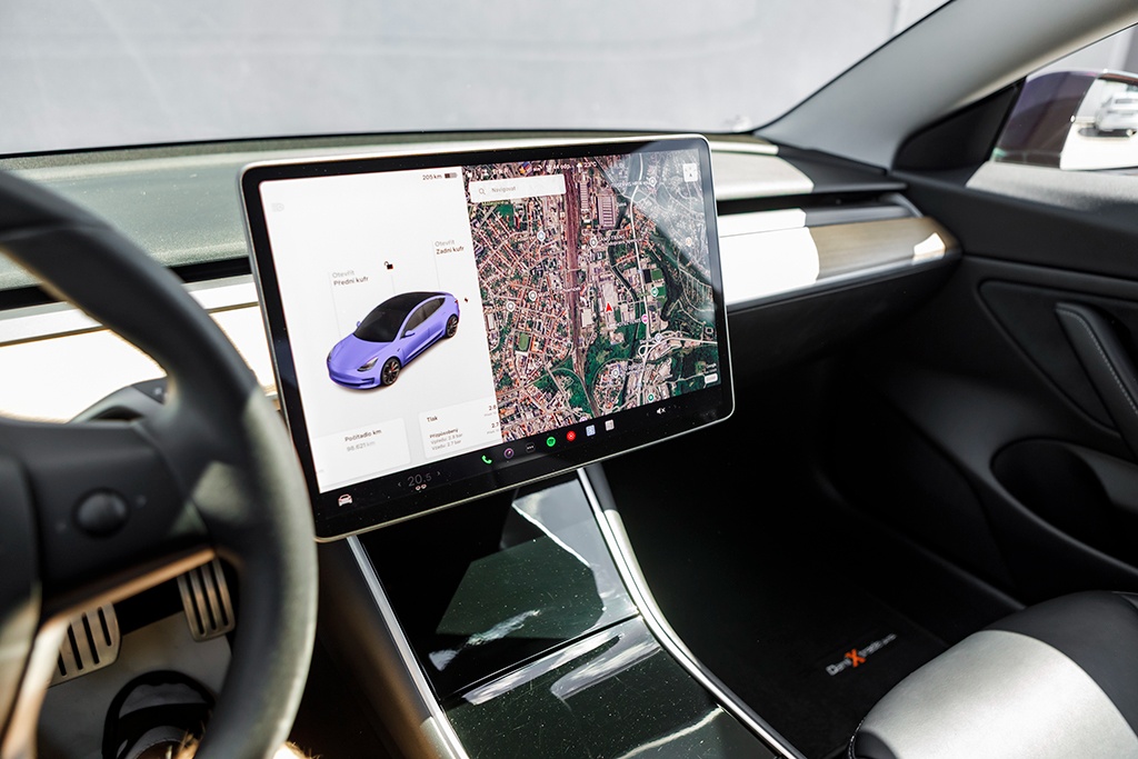 Tesla Model 3 Performance 82kWh AWD 377kW 06/2020 - 12