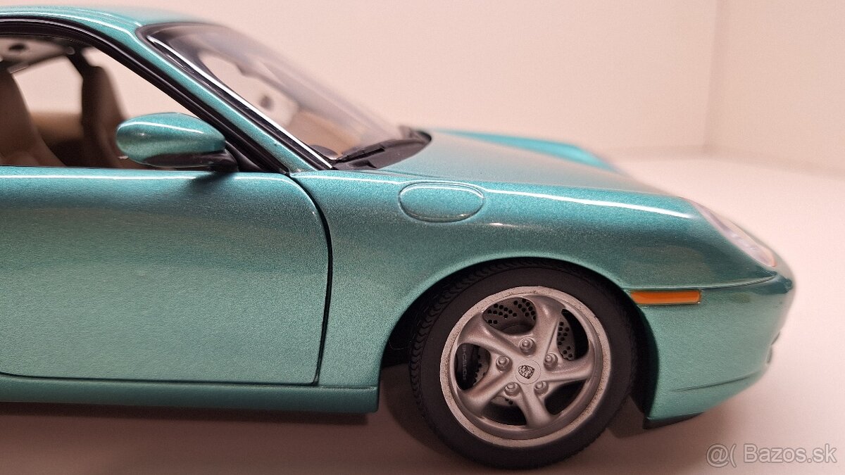 1:18 PORSCHE 911 996 UT - 12