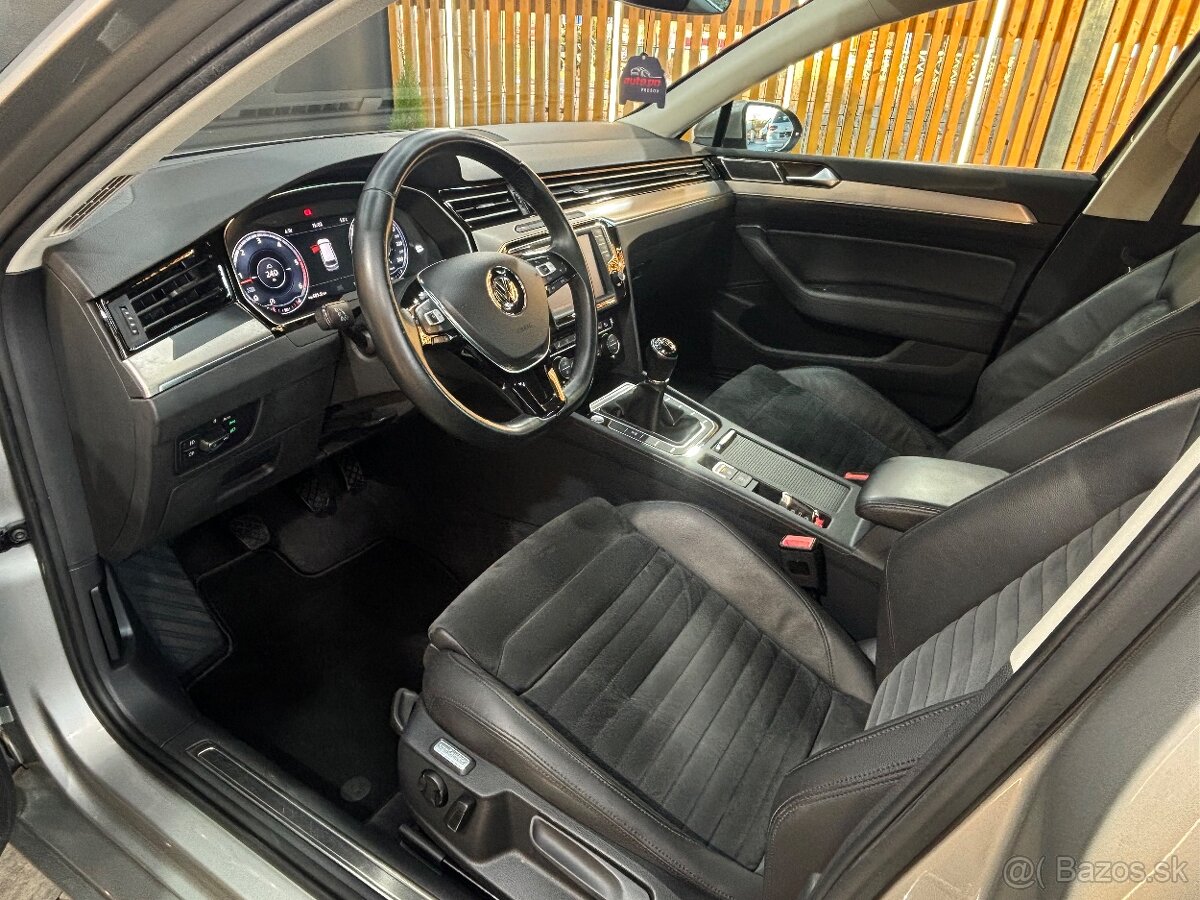 Volkswagen Passat Variant 2.0 TDI Highline VIRTUAL - 12