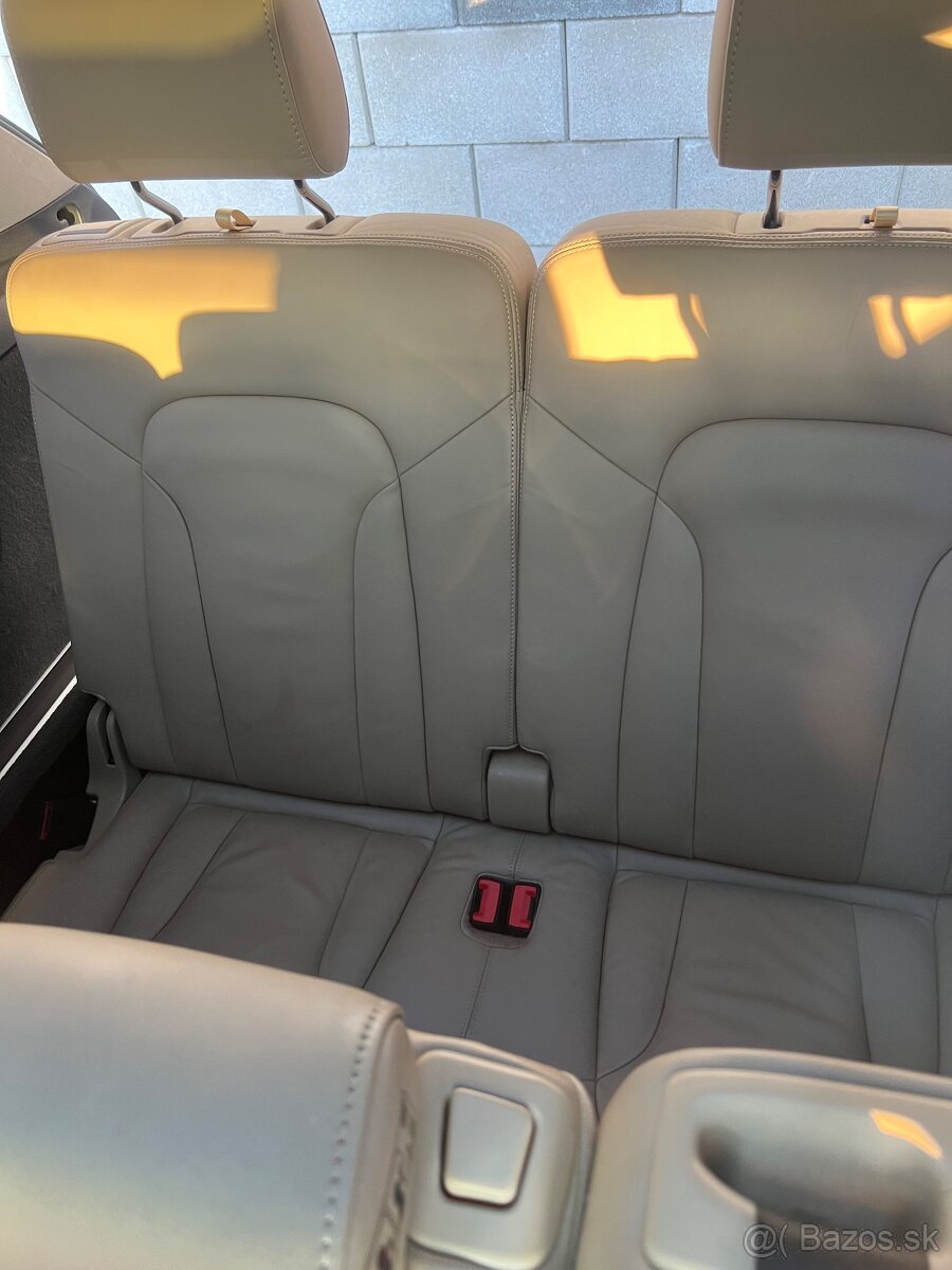 Audi Q7 3.0 TDI 176kw Quattro 7miestne - 12