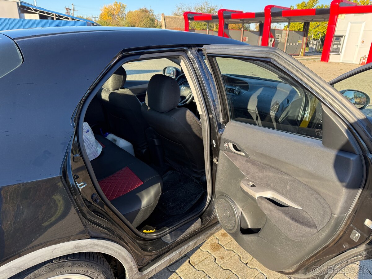 Honda Civic 1.8 VTEC LPG - 12