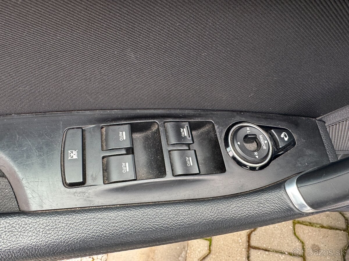 Hyundai i40 1.7 CRDi Business A/T - 12