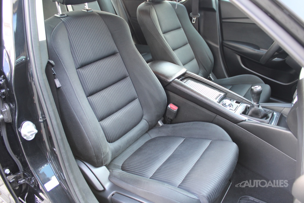 Mazda 6 Wagon 2,2 SKYACTIV-D 110 kW - 12