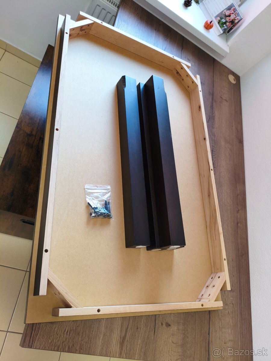 Jedálenský stôl 120x75 (1 rok pouzivany) - 12