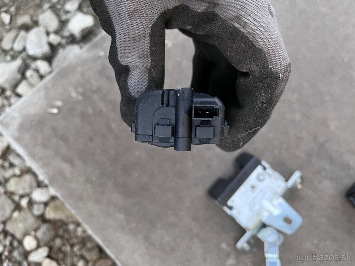 Opel Astra G panel kurenia,displej,svetlo,smerovky,spínač - 12