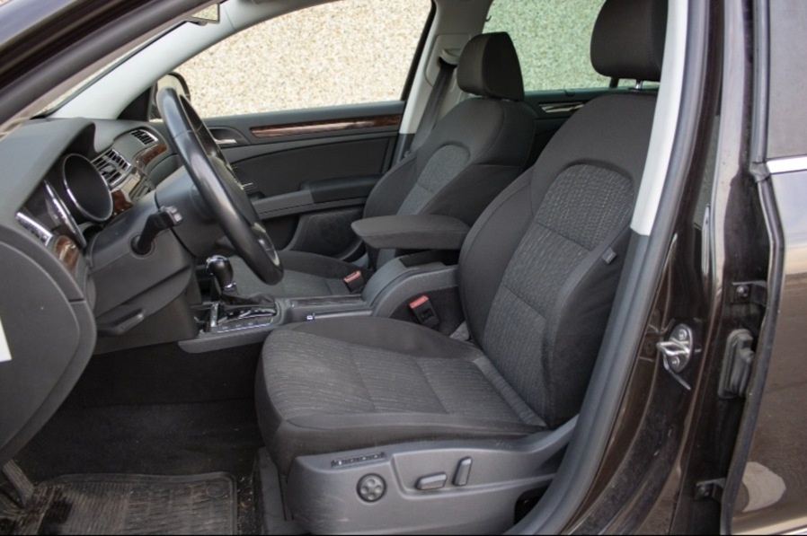 ŠKODA SUPERB 2.0 TDI DSG - 12