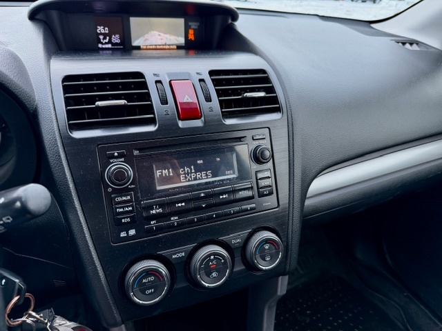 SUBARU FORESTER 2.0d / 4x4 / xenón / ťažné / webasto - 12