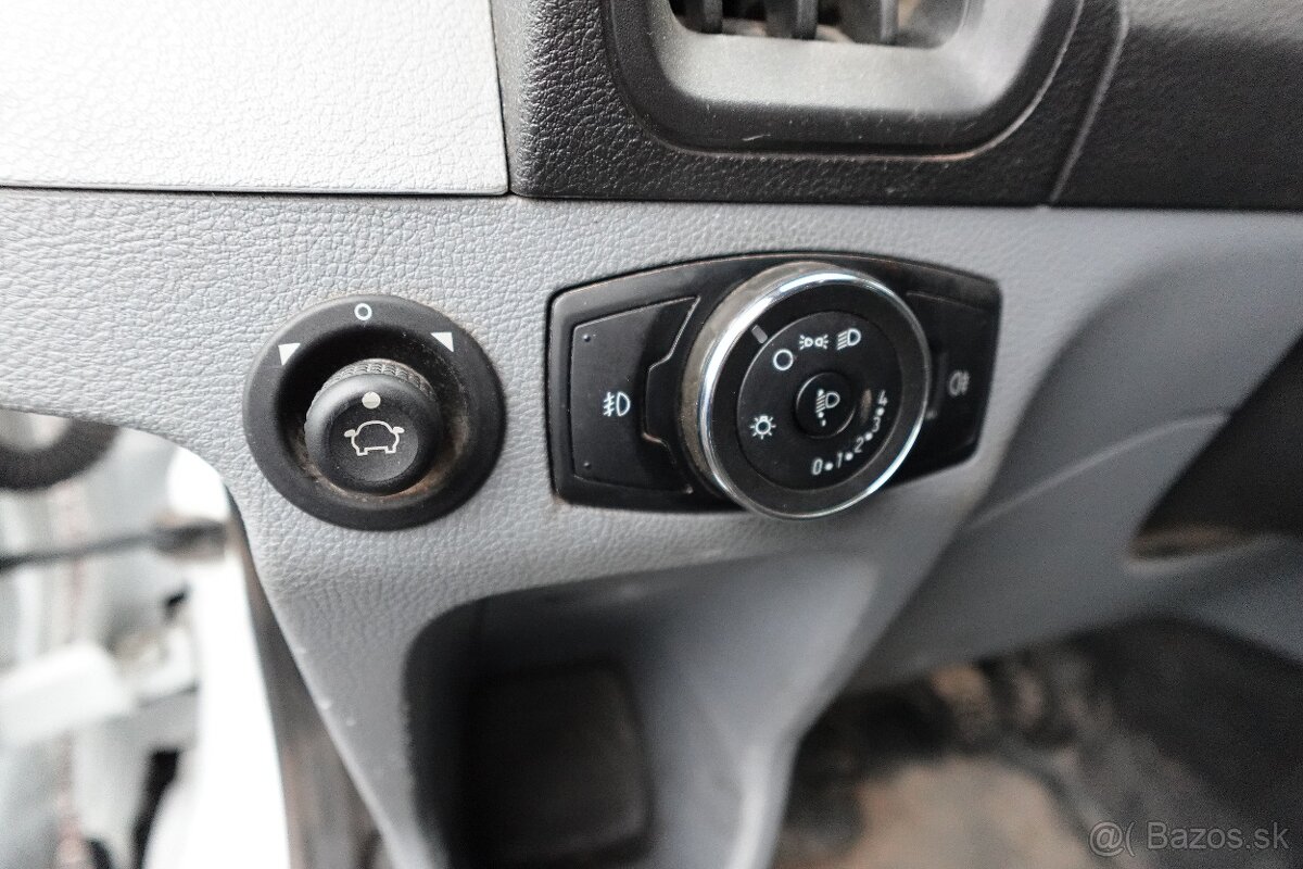 FORD TRANSIT L3H2 6MÍST 2,2TDCI KLIMA - 12