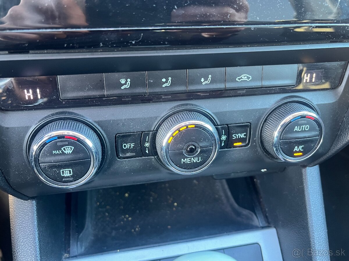 Škoda octavia combi dsg - 12