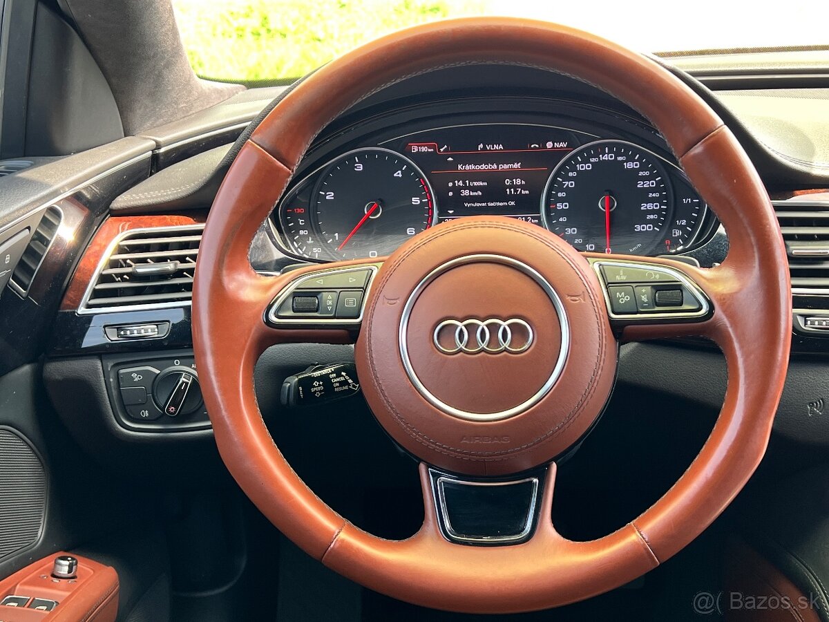 Audi A84.2TDI Quattro - 12