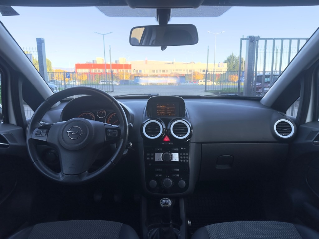 Opel Corsa 1.2 16V Enjoy - 12