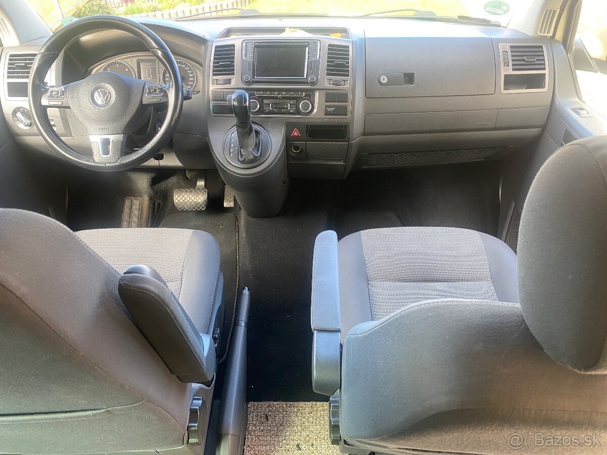 Volkswagen Caravelle T5 2.0TDI 103kw DSG Bi-Xenon 8-miestna - 12