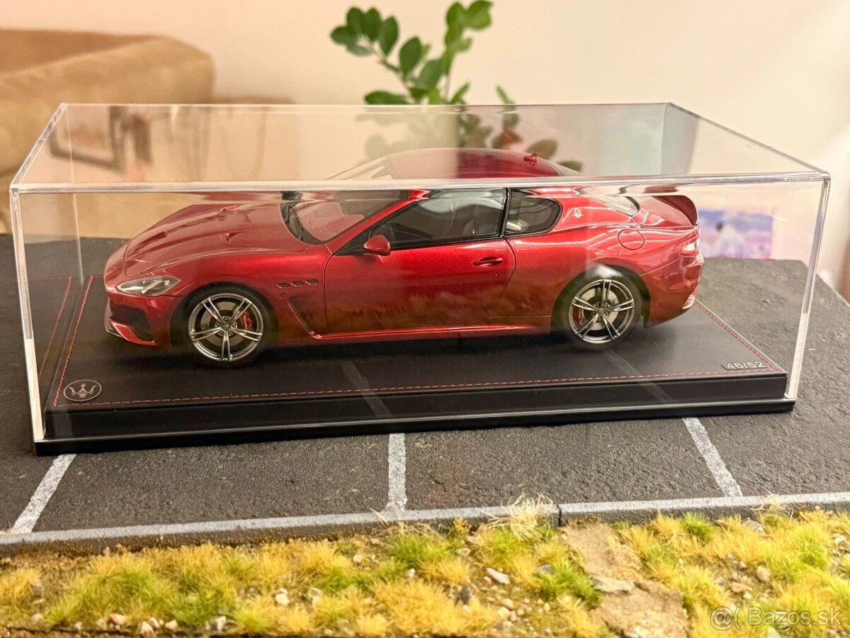 1:18 2015 Maserati Gran Tourismo MC - 211 TwoEleven - 12